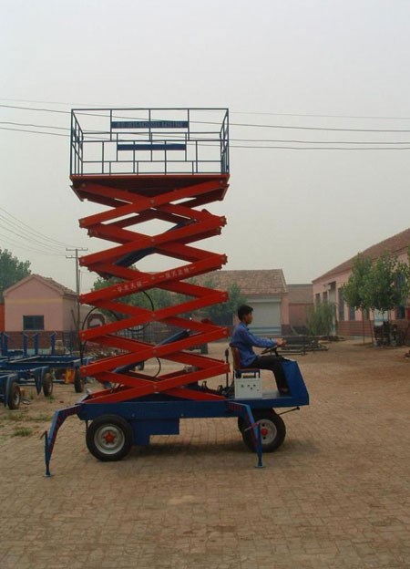 剪叉式升降平台案例